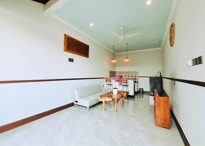 Villa Sejati - Petitenget *